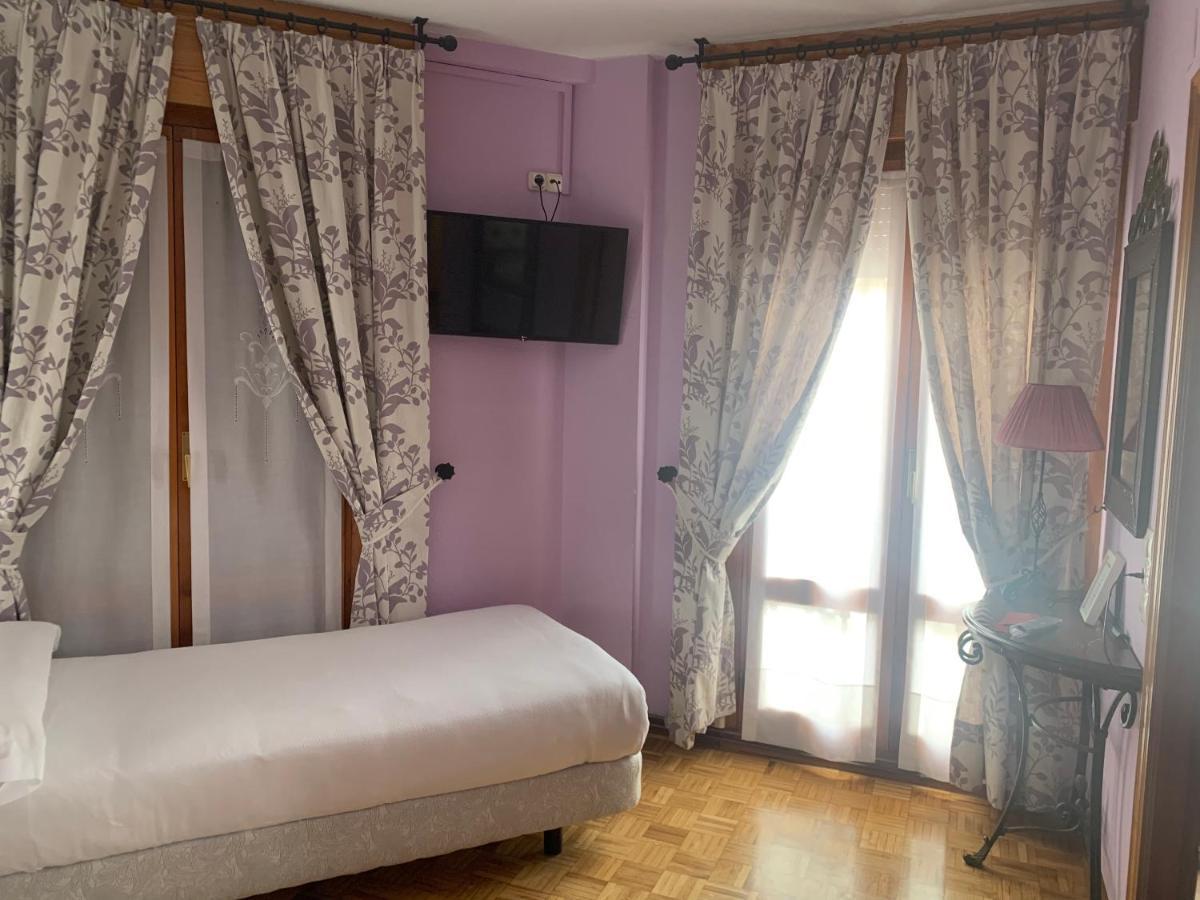 Hostal Docar Lerma Zewnętrze zdjęcie