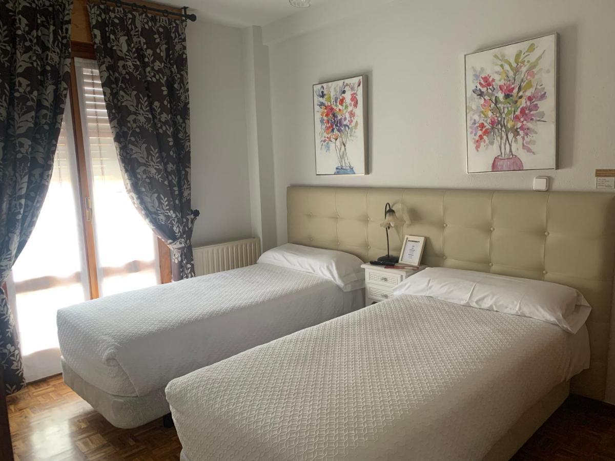 Hostal Docar Lerma Zewnętrze zdjęcie