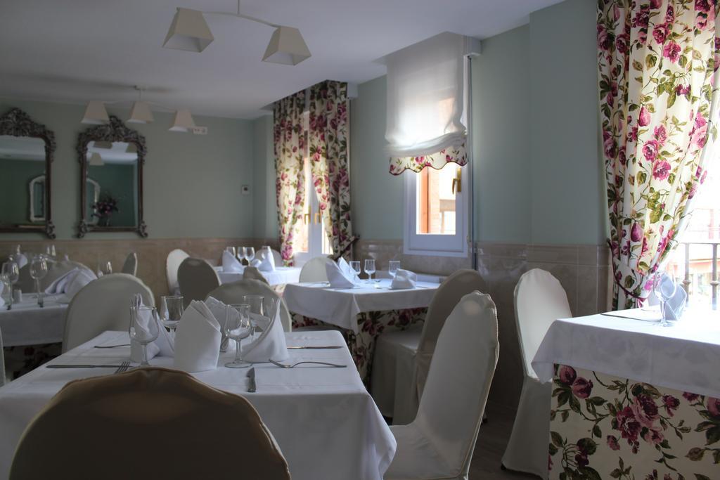 Hostal Docar Lerma Zewnętrze zdjęcie